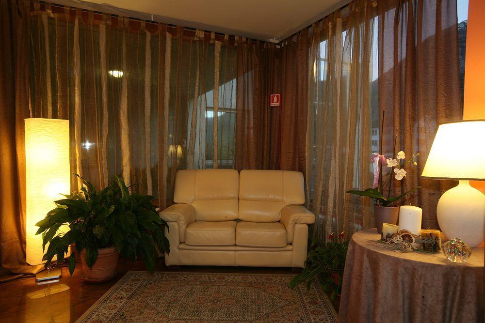 Hotel Le Pageot Aosta Exterior foto